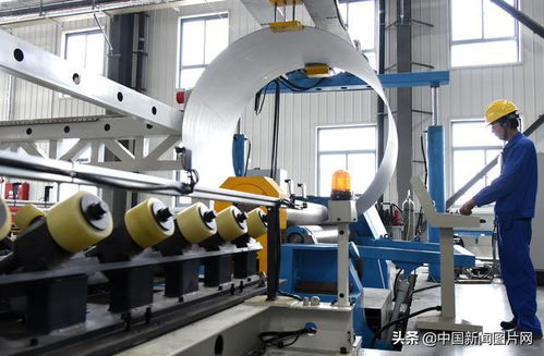 江蘇連云港 全球首家lng罐箱 智慧工廠 加緊安裝調(diào)試